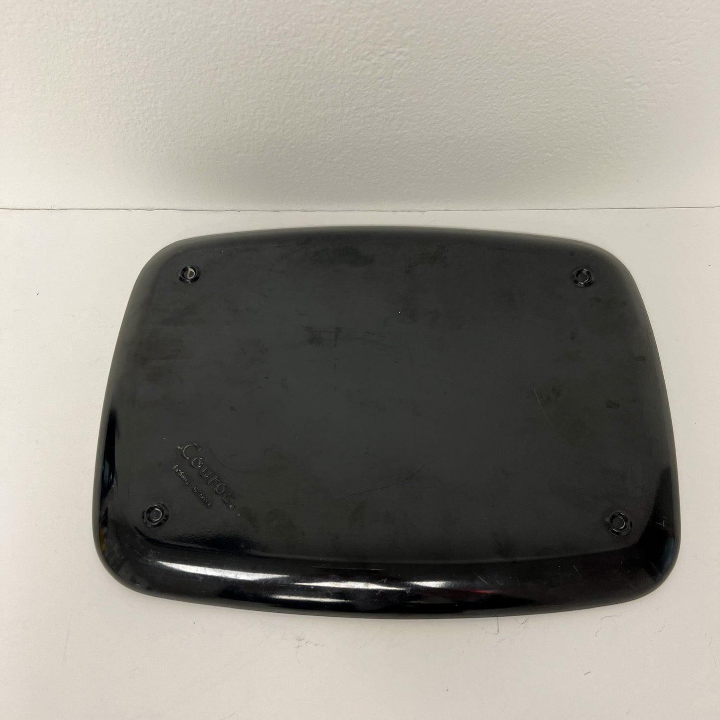 (26210) Medium Vintage Couroc Puppy Tray