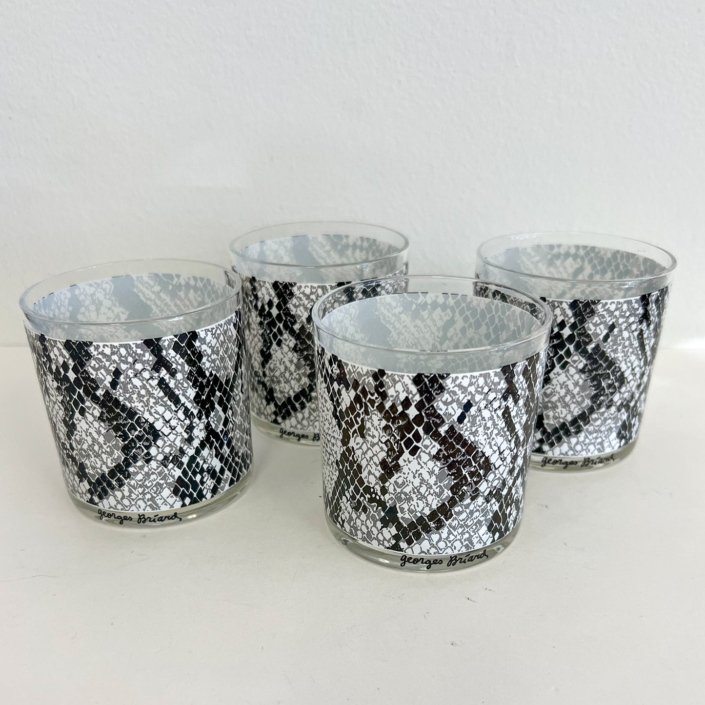 (21606) Set of Four Briard Snakeskin Rocks Glasses