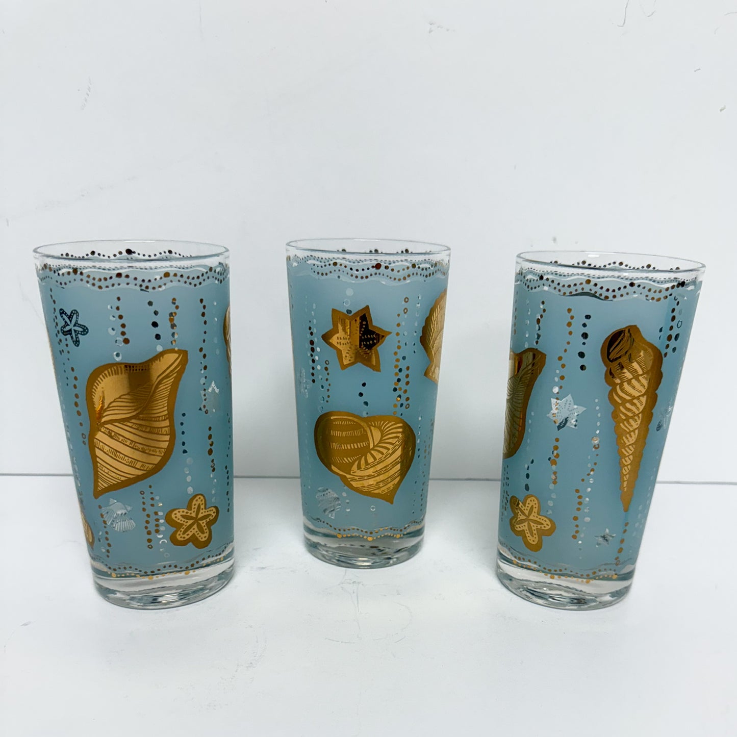 (23417) Set of Three Midcentury Seashell Tumblers