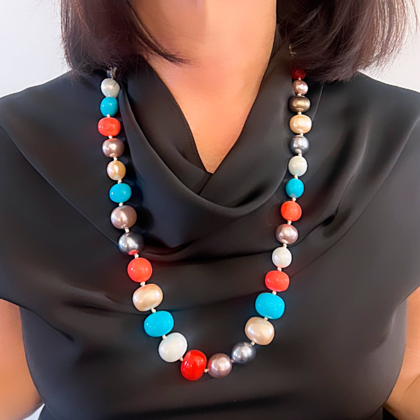 (26222) Rainbow Pebble Necklace
