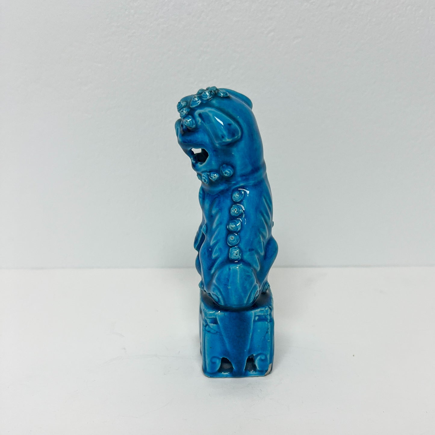 (24799) Turquoise Male Foo Dog Marked "China"
