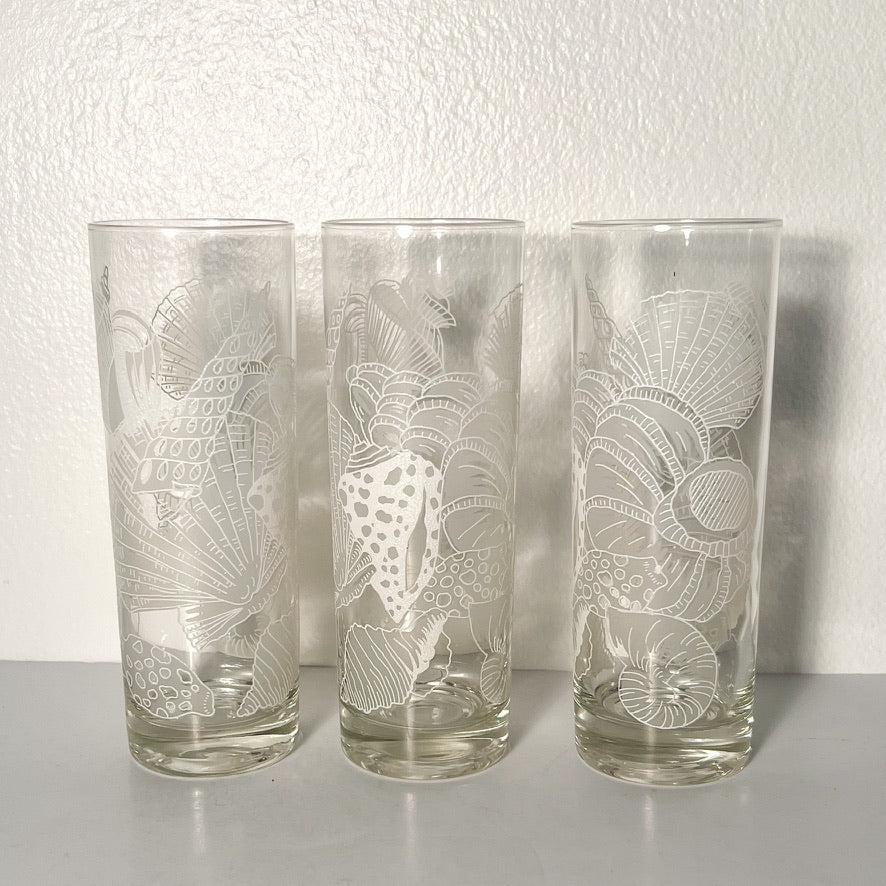 (26179) Set of Five Vintage Shell Collins Glasses
