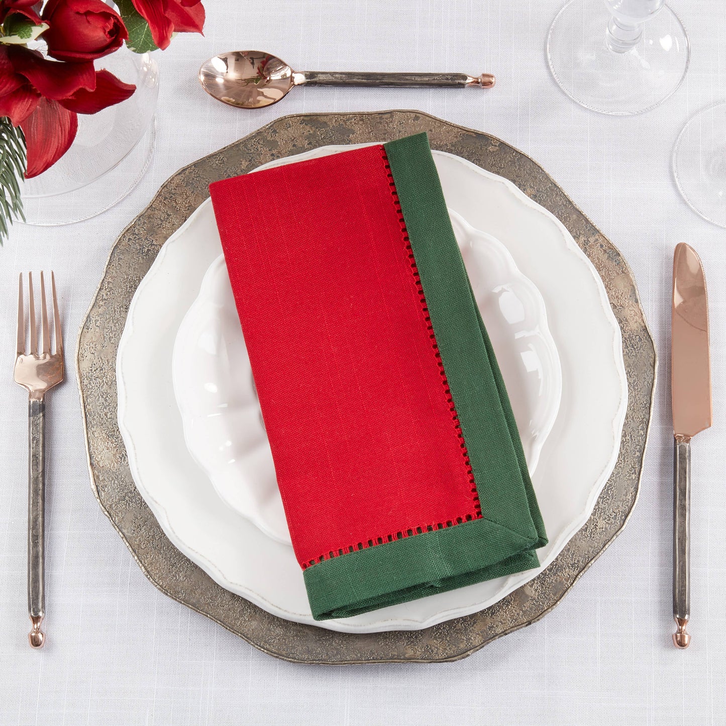 (25449) Two-Tone Hemstitch Napkin Red & Green
