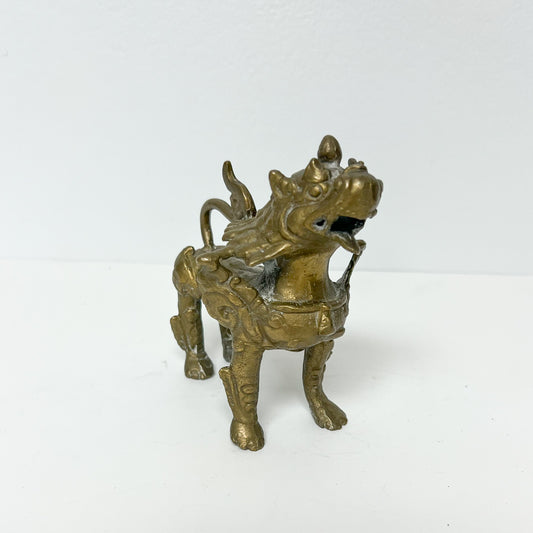 (25822) Vintage Brass Tibetan Foo Dog