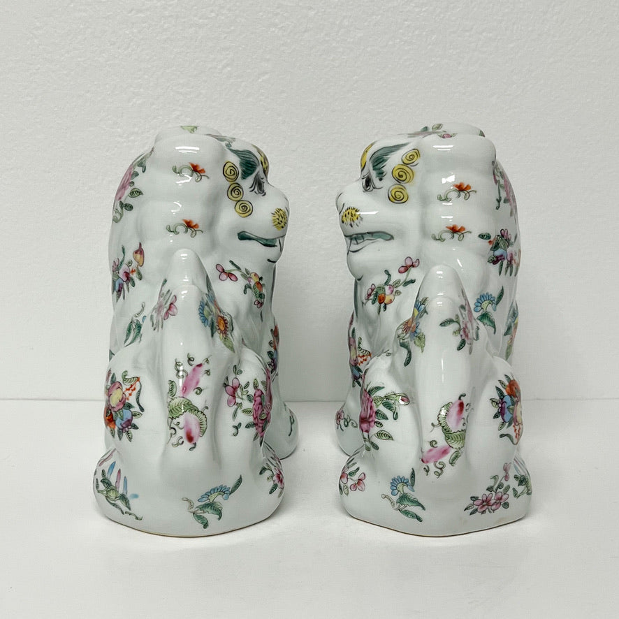 (25679) Pair of Famille Rose Style Foo Dogs Ca. 1970's/80's