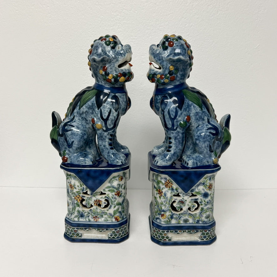 (26172) Pair of Fine Porcelain Blue Multi Colored Foo Dogs