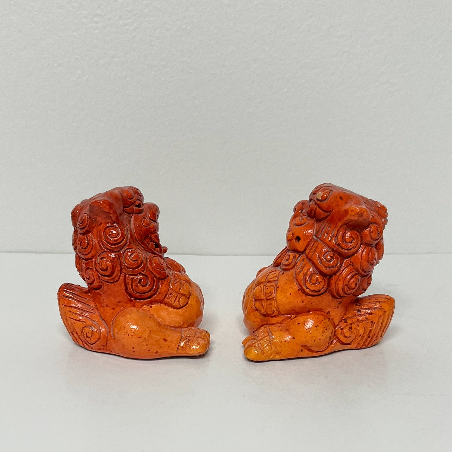 (23327) Pair Orange Foo Dogs 1970's Pier One