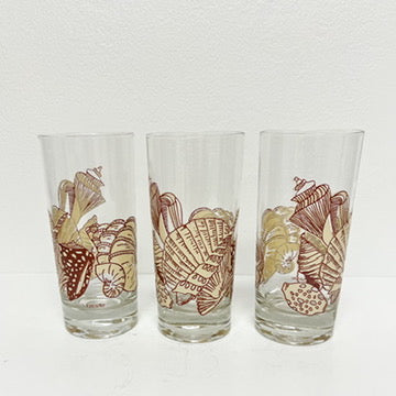 (23361) Set of Four Tastesetter Glasses and Shell Ice Bucket ca. 1980's