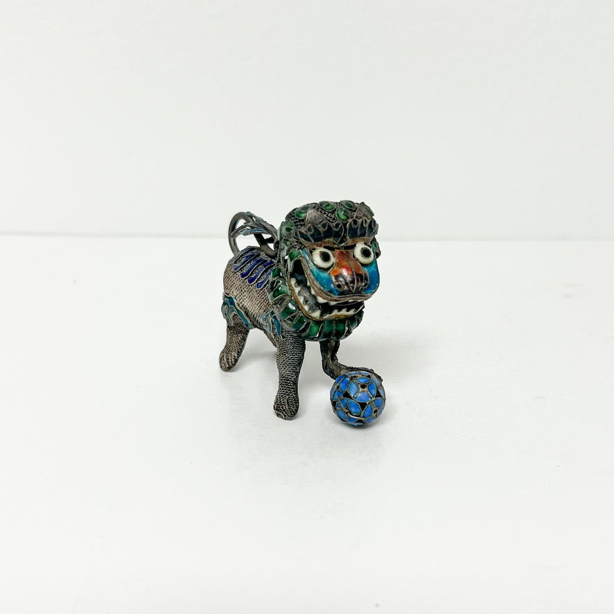(21026) Early Enameled Small Metal Foo