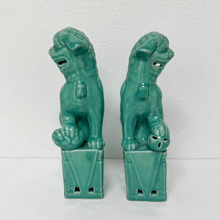 (26189) Pair of Sea Green Foo Dogs