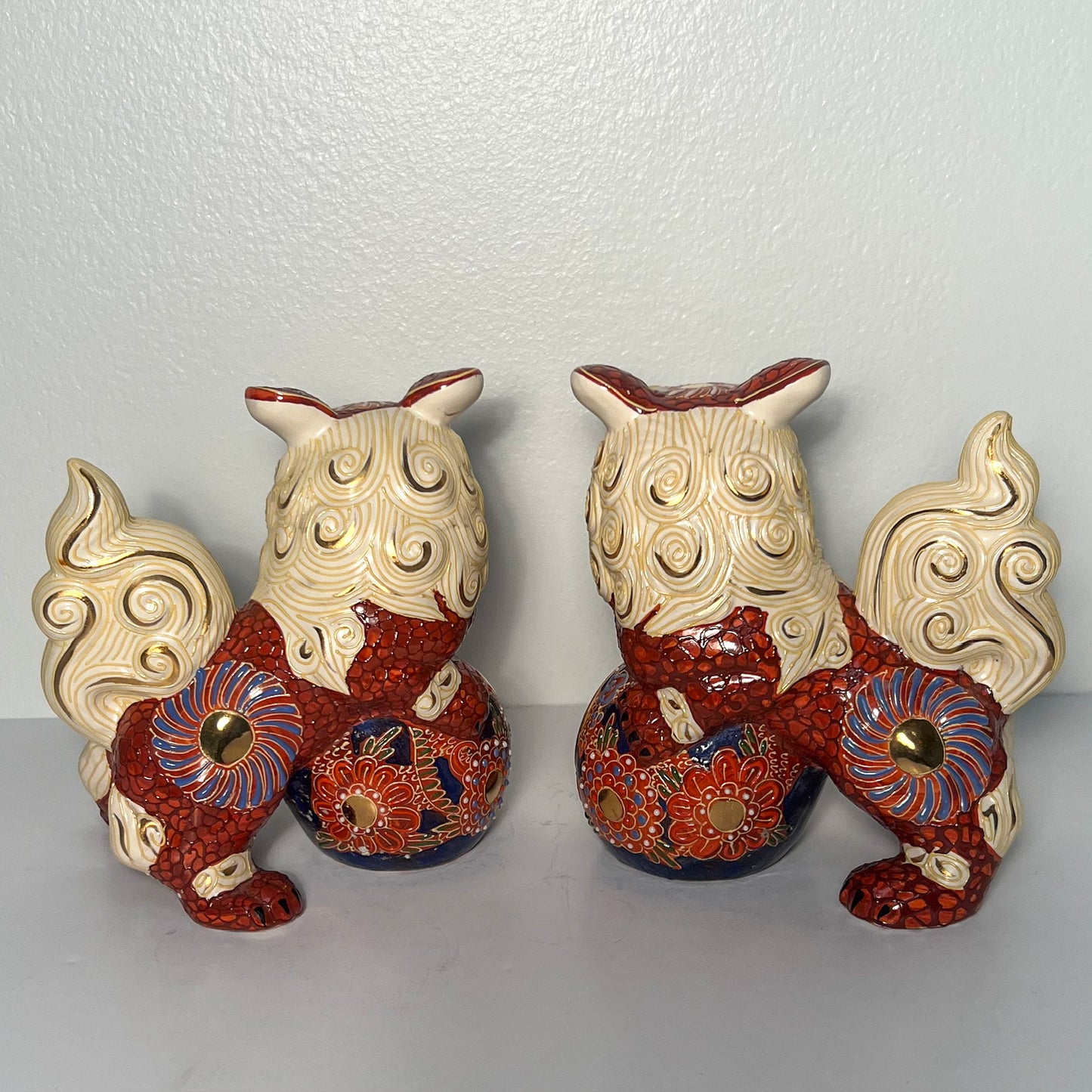 (21922) Pair of Vintage Imari Colored Foo Dogs