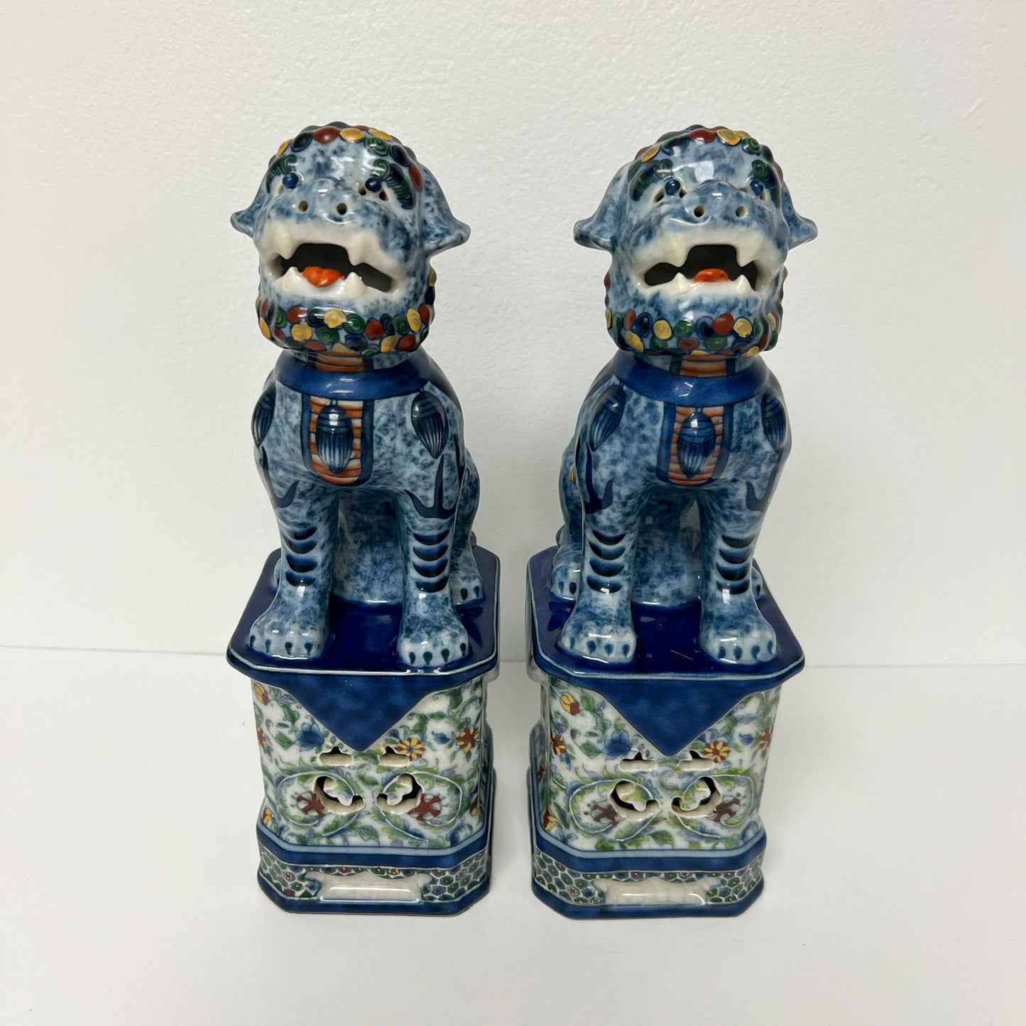 (26172) Pair of Fine Porcelain Blue Multi Colored Foo Dogs