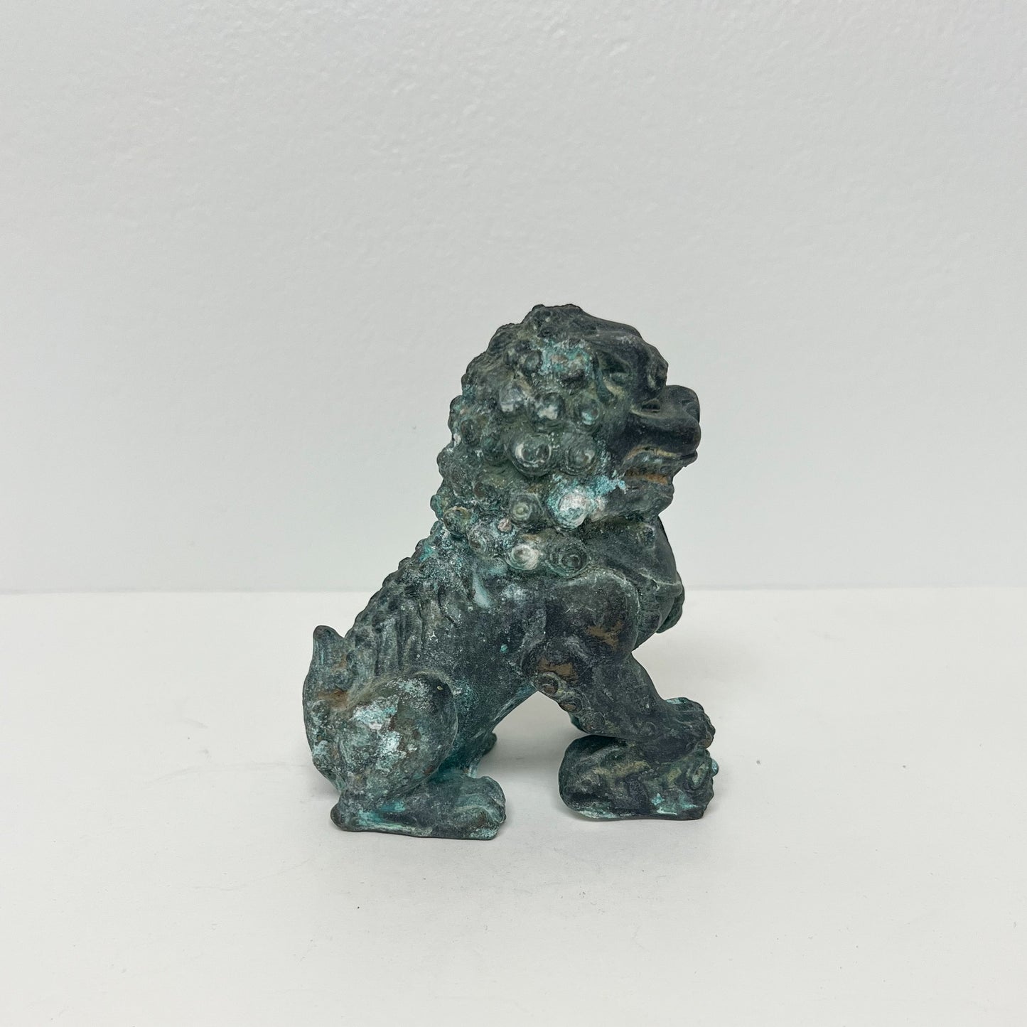 (22883) Vintage Metal Foo Dog