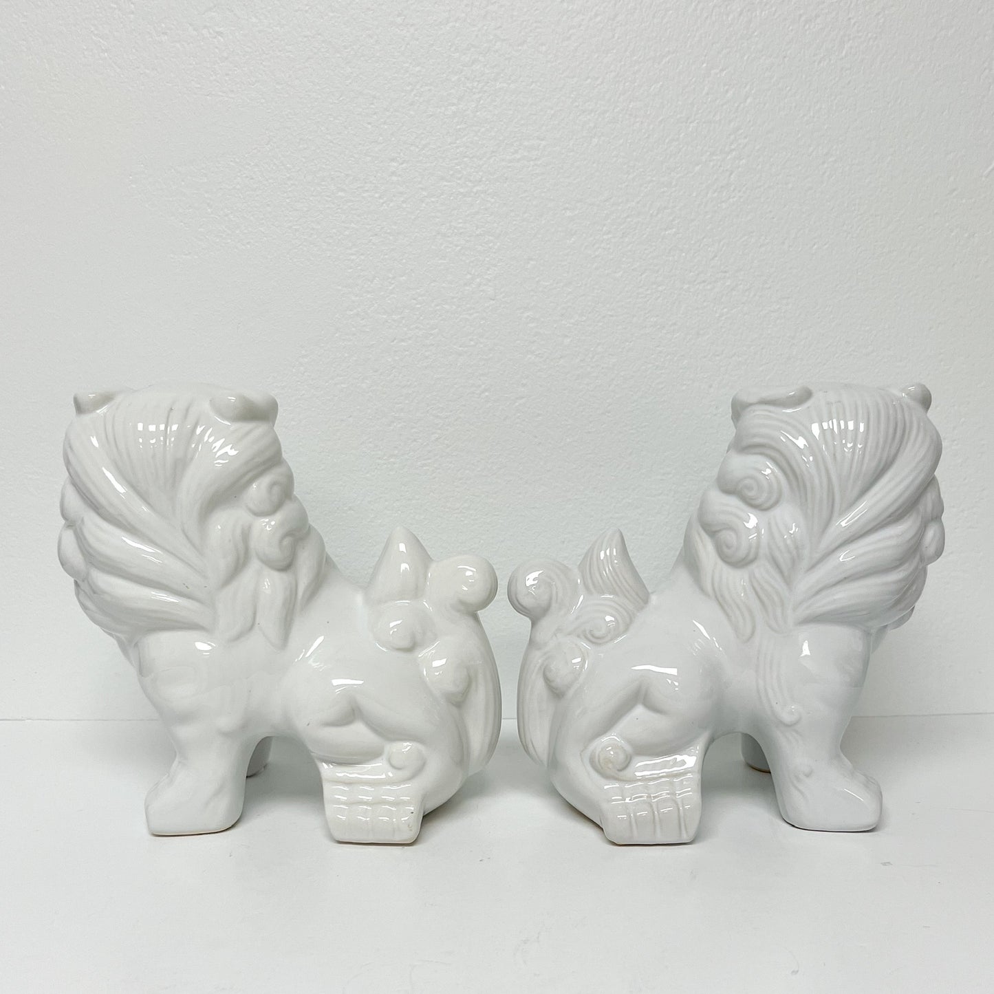 (26297) Pair of Seated White Foo Dogs