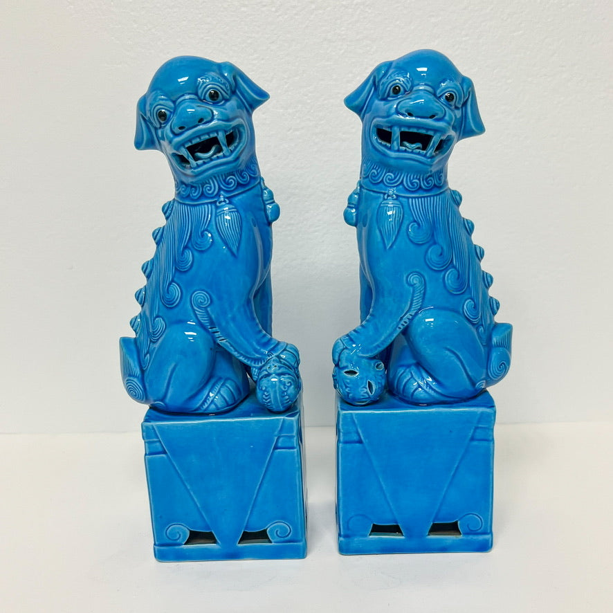 (26539) Pair of Vintage Turquoise Foo Dogs