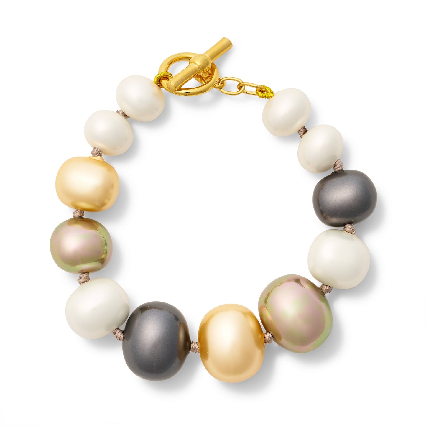 (27084) The Undone Pebble Pearl Bracelet