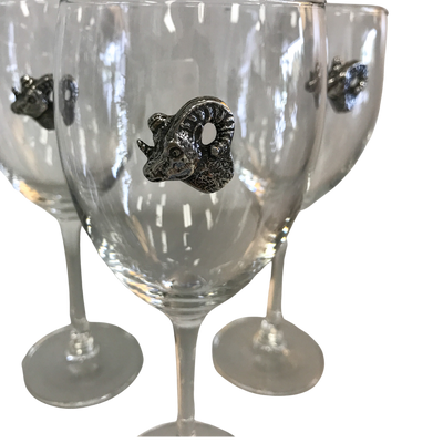 (19747) Raleigh Cocktail Company Exclusive Set Of Four Wine Glasses With Ram